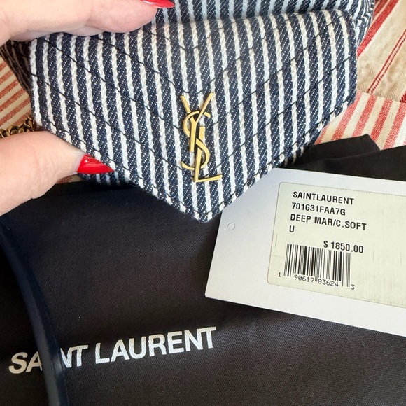 Saint Laurent Nano bucket bag in striped blue - Picture 6 of 11